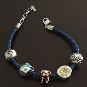 Chamilia Bracelet 3 Charms & 2 Pandora Clips